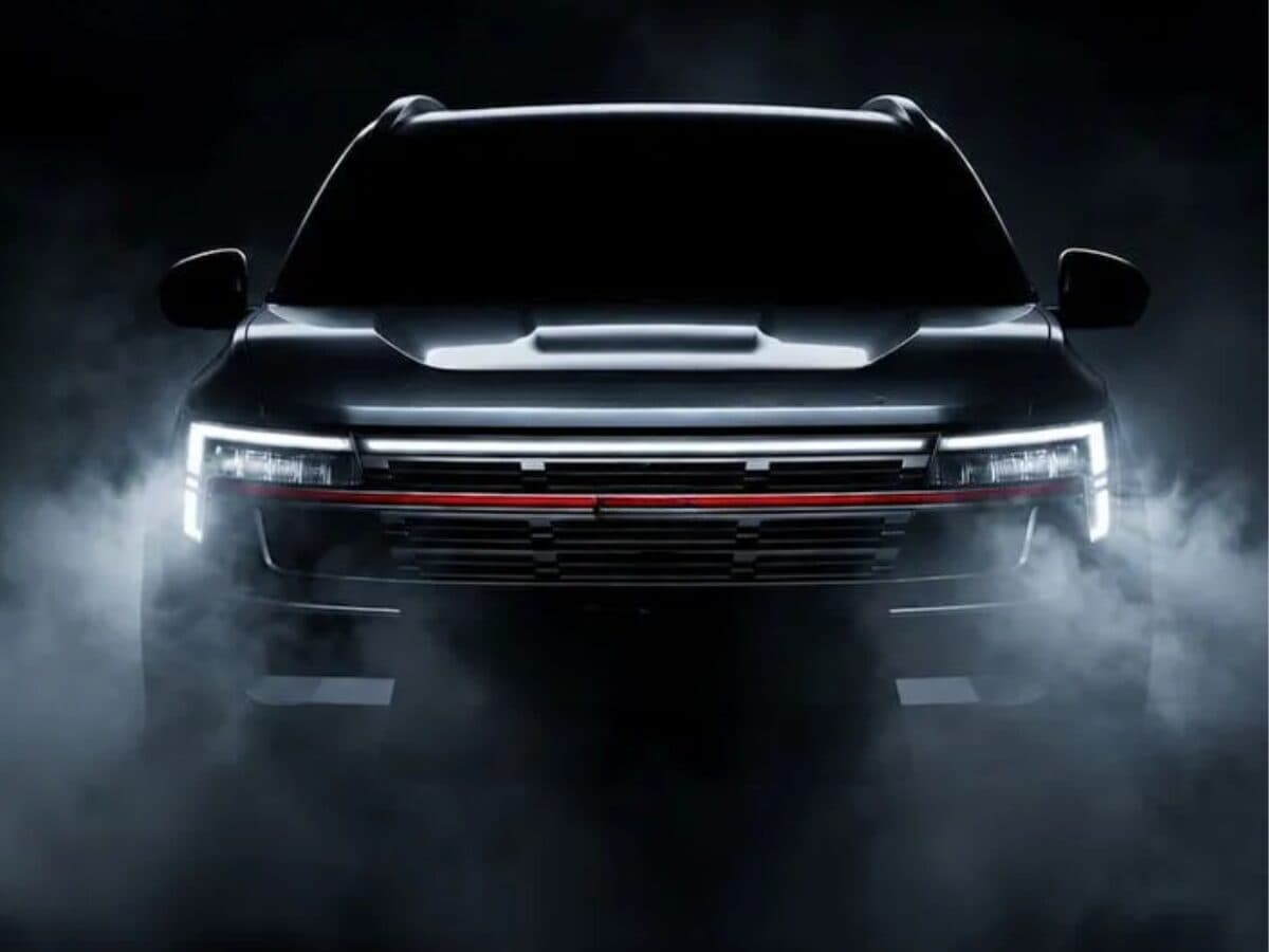 New Japanese 7-Seater SUV Expected to Rival Mahindra XUV7XO in India